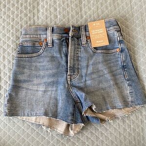 Madewell jean shorts - The Perfect Jean Short - size 24